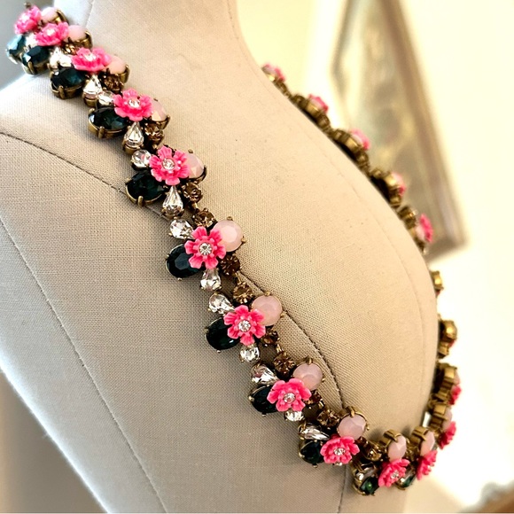 Gorgeous Vintage JCrew Crystal Statement Necklace - Picture 3 of 15